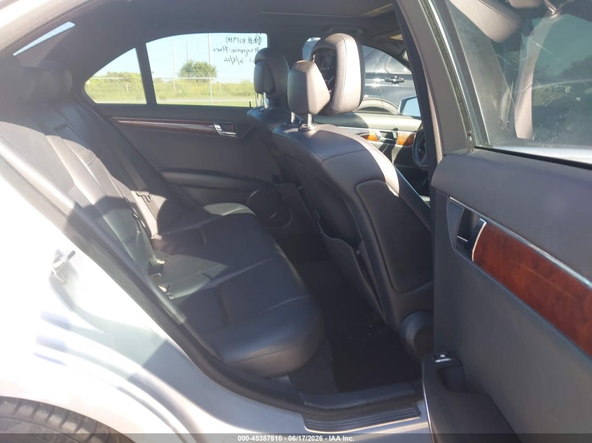 2010 Mercedes-benz C class VIN WDDGF5EB0AR127287 IAAI salvage auction — REAR END, Original (Texas), sold $1,125 on 2026-08-11 (photo 8)