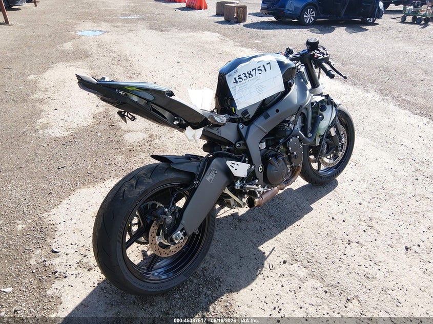 2026 Kawasaki Zx VIN JKBZXJK13TA015675 IAAI salvage auction — LEFT FRONT, Salvage (Ohio), sold $1,375 on 2026-07-21 (photo 4)