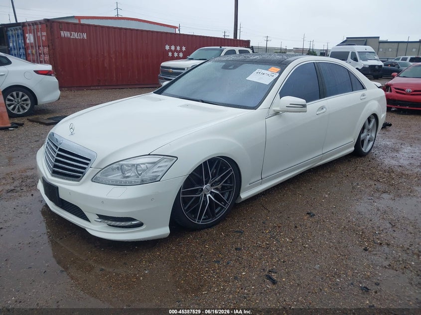 2013 Mercedes-benz S-klasse VIN WDDNG7DB6DA521509 IAAI salvage auction — RIGHT SIDE, Salvage (Texas), sold $825 on 2026-07-29 (photo 2)