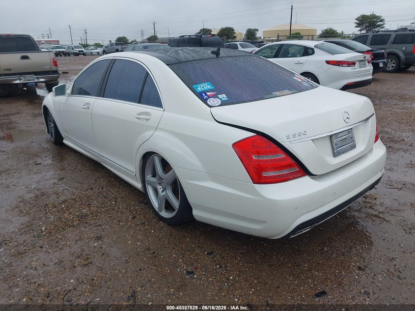 2013 Mercedes-benz S-klasse VIN WDDNG7DB6DA521509 IAAI salvage auction — RIGHT SIDE, Salvage (Texas), sold $825 on 2026-07-29 (photo 3)