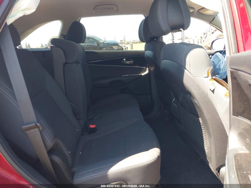 2017 Kia Sorento VIN 5XYPGDA52HG218636 IAAI salvage auction — LEFT FRONT, Salvage (California), sold $1,050 on 2026-07-08 (photo 8)
