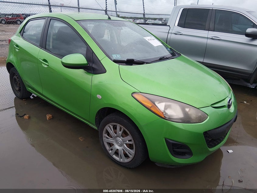 2013 Mazda 2 VIN JM1DE1KZ1D0165663 IAAI salvage auction — NORMAL WEAR, Clear (Massachusetts), sold $1,000 on 2026-07-07 (photo 1)
