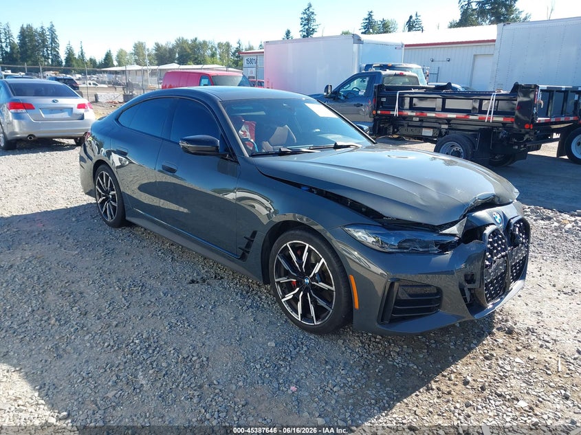 2023 BMW 4er VIN WBA73AV01PFN32172 IAAI salvage auction — FRONT & REAR, Bill Of Sale (Washington), sold $15,100 on 2026-07-29 (photo 1)