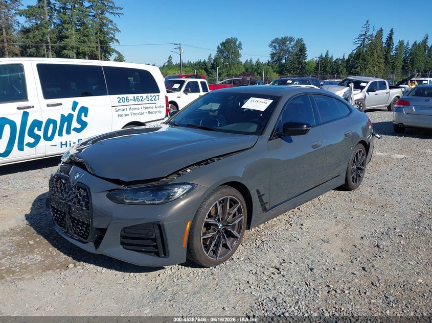 2023 BMW 4er VIN WBA73AV01PFN32172 IAAI salvage auction — FRONT & REAR, Bill Of Sale (Washington), sold $15,100 on 2026-07-29 (photo 2)