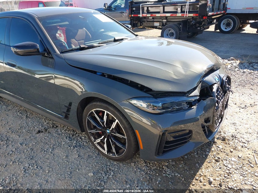 2023 BMW 4er VIN WBA73AV01PFN32172 IAAI salvage auction — FRONT & REAR, Bill Of Sale (Washington), sold $15,100 on 2026-07-29 (photo 6)