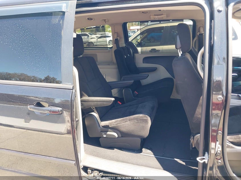 2013 Dodge Caravan VIN 2C4RDGCG1DR820371 IAAI salvage auction — FRONT END, Salvage (California), sold $675 on 2026-07-09 (photo 8)