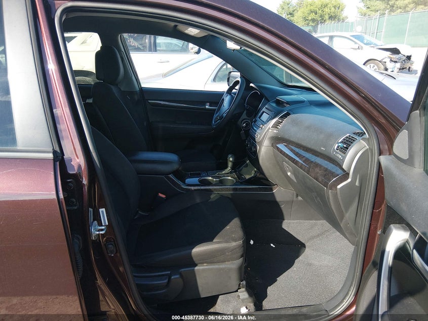 2015 Kia Sorento VIN 5XYKT3A60FG629362 IAAI salvage auction — FRONT END, Salvage (Kentucky), sold $800 on 2026-07-29 (photo 5)