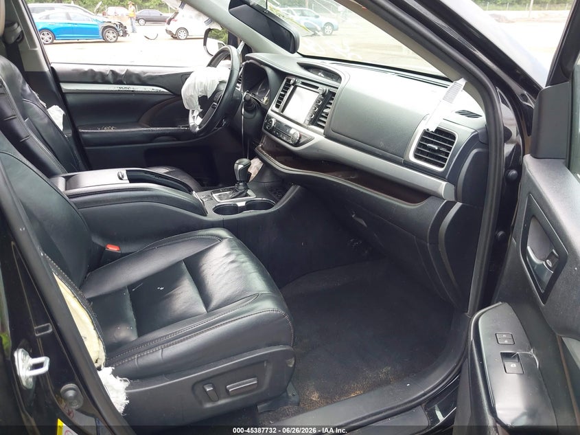 2019 Toyota Highlander VIN 5TDJZRFH8KS626181 IAAI salvage auction — FRONT END, Salvage - Greater Than 75% (Maryland), sold $5,900 on 2026-07-31 (photo 5)