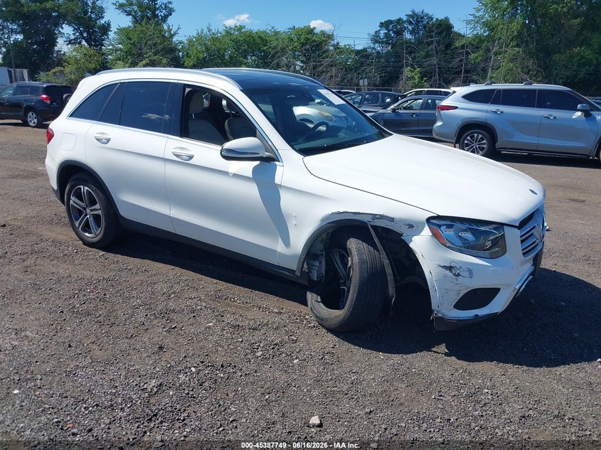 2017 Mercedes-benz Glc VIN WDC0G4KB6HF116016 IAAI salvage auction — RIGHT FRONT, Salvage (Idaho), sold $4,250 on 2026-07-16 (photo 1)