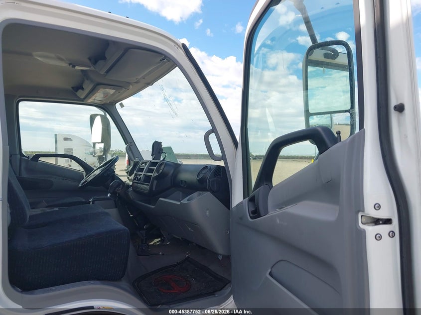 2020 Hino Xjc710/xfc710 VIN JHHHDM2H0LK004752 IAAI salvage auction — NORMAL WEAR, Clear (California), sold $25 on 2026-07-21 (photo 5)