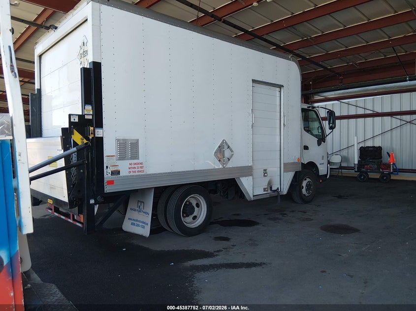 2020 Hino Xjc710/xfc710 VIN JHHHDM2H0LK004752 IAAI salvage auction — NORMAL WEAR, Clear (California), sold $25 on 2026-07-21 (photo 4)