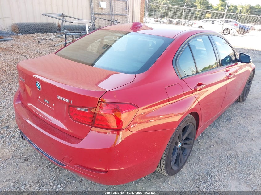 2015 BMW 3er VIN WBA3B5C50FP654490 IAAI salvage auction — FRONT END, Salvage (North Carolina), sold $1,750 on 2026-07-10 (photo 4)