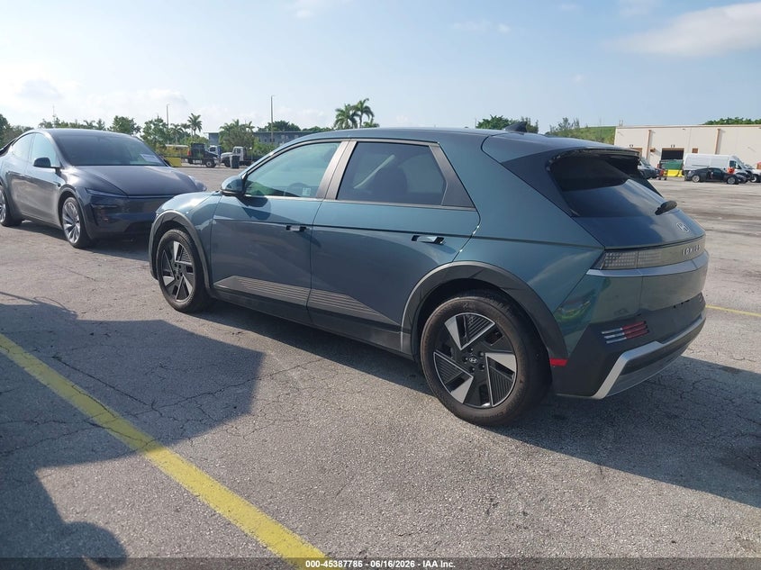 2025 Hyundai Ioniq 5 VIN 7YAKM4DA9SY007131 IAAI salvage auction — WATER/FLOOD, Salvage Title, sold $25 on 2026-07-30 (photo 3)