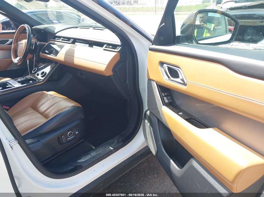 2019 Land rover Range rover velar VIN SALYL2EXXKA798508 IAAI salvage auction — SIDE, Original (Texas), sold $13,400 on 2026-08-29 (photo 5)