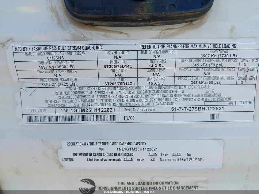 2017 Gulfstream Ameri-lite VIN 1NL1GTM25H1122821 IAAI salvage auction — ALL OVER, Clear (North Dakota), sold $75 on 2026-07-28 (photo 9)