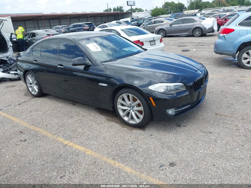 2012 BMW 5er VIN WBAFR7C56CC813066 IAAI salvage auction — LEFT SIDE, Salvage Title, sold $2,850 on 2026-07-22 (photo 1)