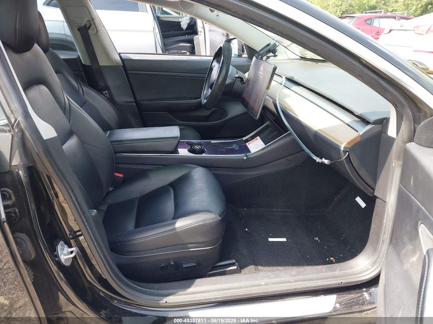 2020 Tesla Model 3 VIN 5YJ3E1EA3LF796643 IAAI salvage auction — FRONT & REAR, Wait Title, sold $4,250 on 2026-09-27 (photo 5)