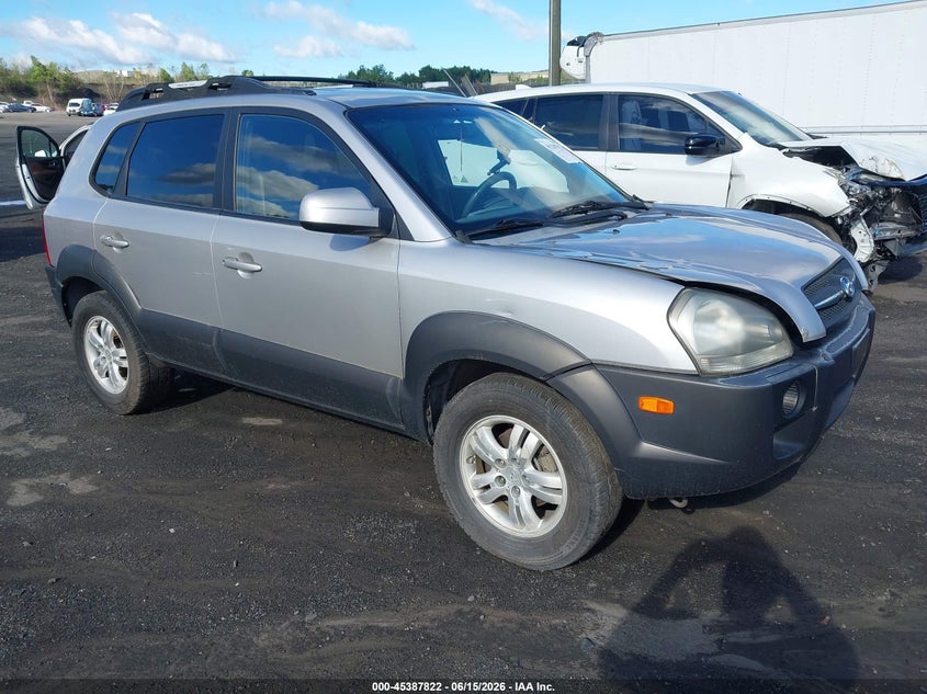 2006 Hyundai Tucson VIN KM8JN12D66U343968 IAAI salvage auction — NORMAL WEAR, Clear (Pennsylvania), sold $425 on 2026-07-07 (photo 1)