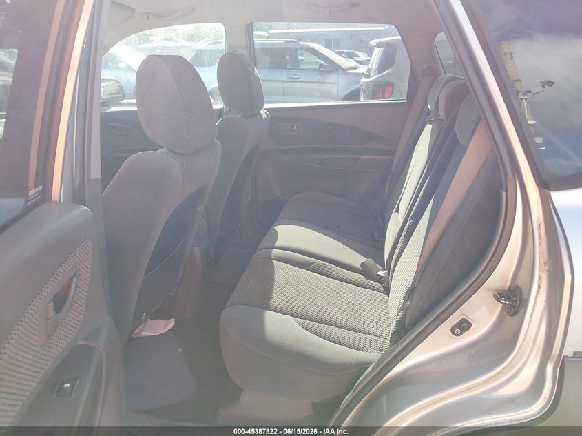 2006 Hyundai Tucson VIN KM8JN12D66U343968 IAAI salvage auction — NORMAL WEAR, Clear (Pennsylvania), sold $425 on 2026-07-07 (photo 8)