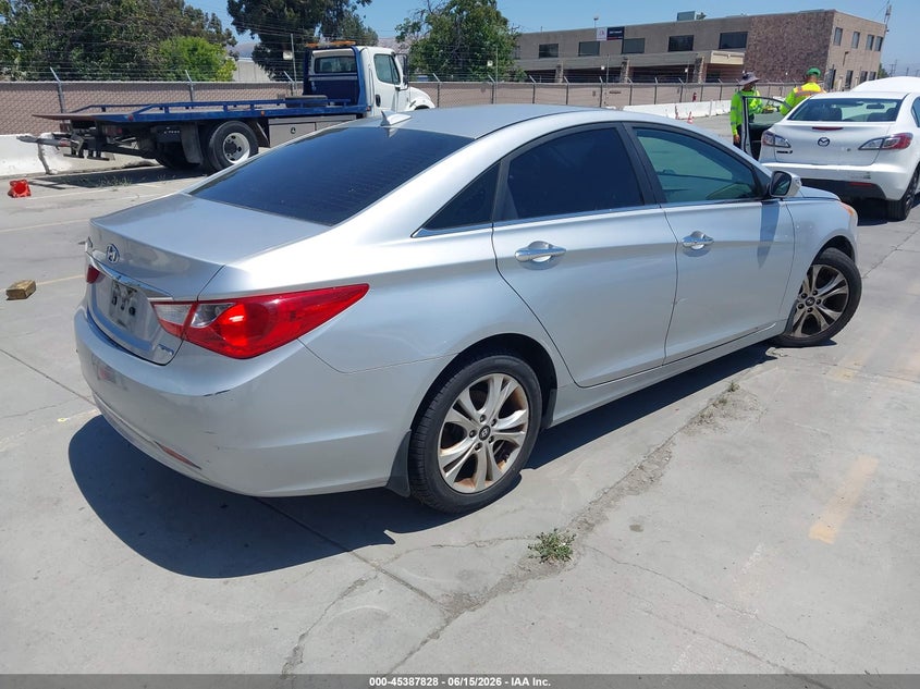 2013 Hyundai Sonata VIN 5NPEC4ACXDH552093 IAAI salvage auction — NORMAL WEAR, App For Dup Clear (California), sold $375 on 2026-07-13 (photo 4)