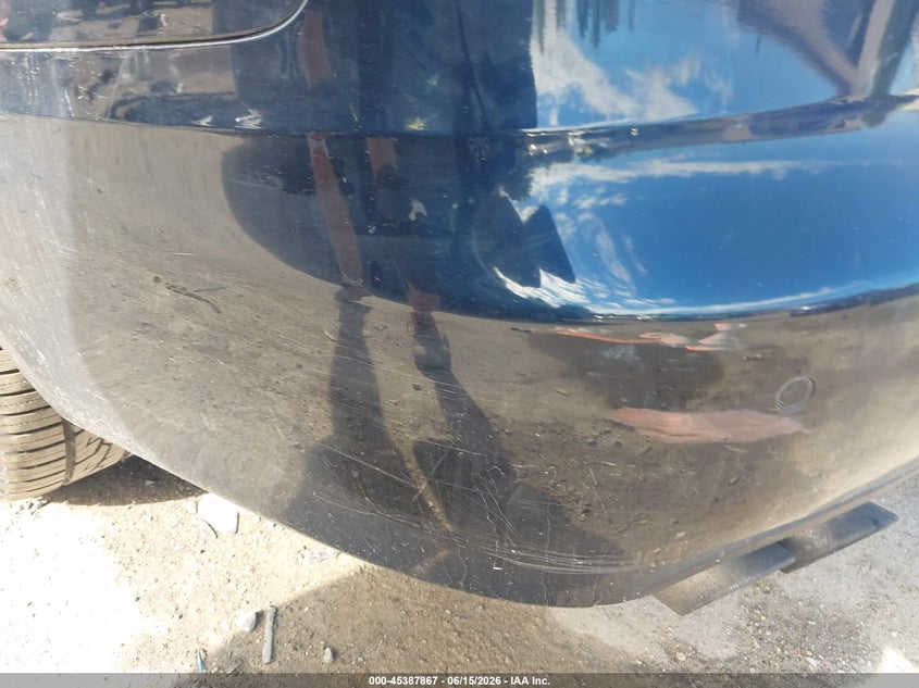2011 Audi A4 VIN WAUFFAFL6BN035998 IAAI salvage auction — NORMAL WEAR, Clear (Massachusetts), sold $375 on 2026-07-08 (photo 6)