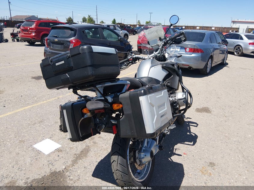 2007 BMW R 1200 VIN WB10317A37ZR41599 IAAI salvage auction — NORMAL WEAR, Clear (Colorado), sold $1,600 on 2026-07-07 (photo 4)