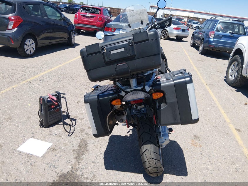 2007 BMW R 1200 VIN WB10317A37ZR41599 IAAI salvage auction — NORMAL WEAR, Clear (Colorado), sold $1,600 on 2026-07-07 (photo 6)