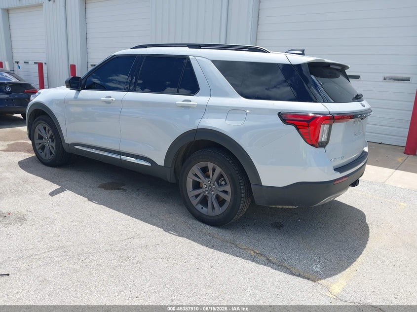 2025 Ford Explorer VIN 1FMUK8DH2SGC88040 IAAI salvage auction — SIDE, Salvage (Illinois), sold $16,050 on 2026-08-25 (photo 3)