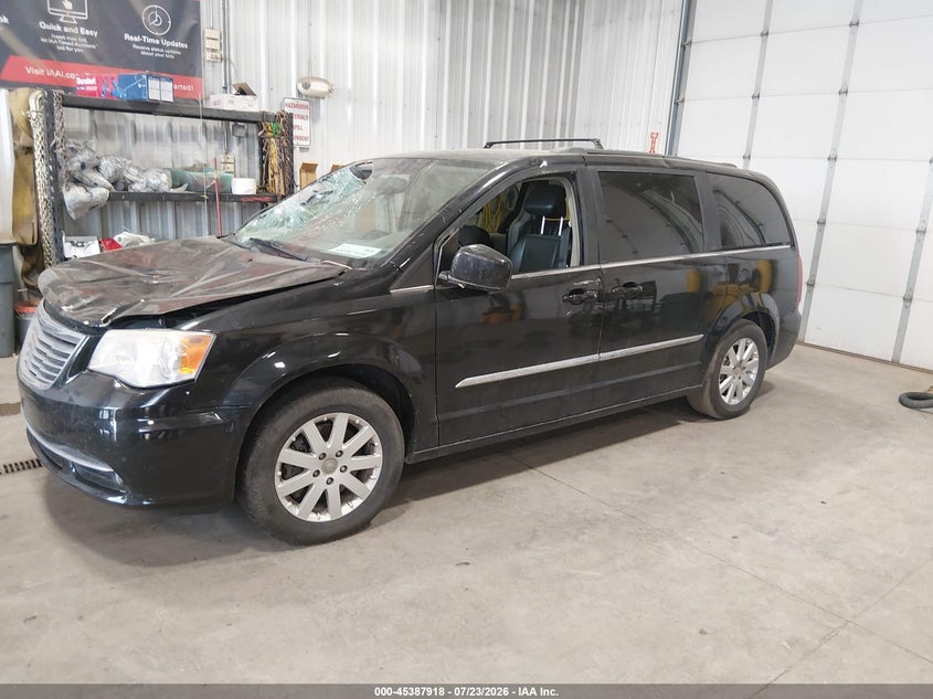 2013 Chrysler Town & country VIN 2C4RC1BGXDR631672 IAAI salvage auction — STORM DAMAGE, Wait Title, sold $825 on 2026-09-28 (photo 2)