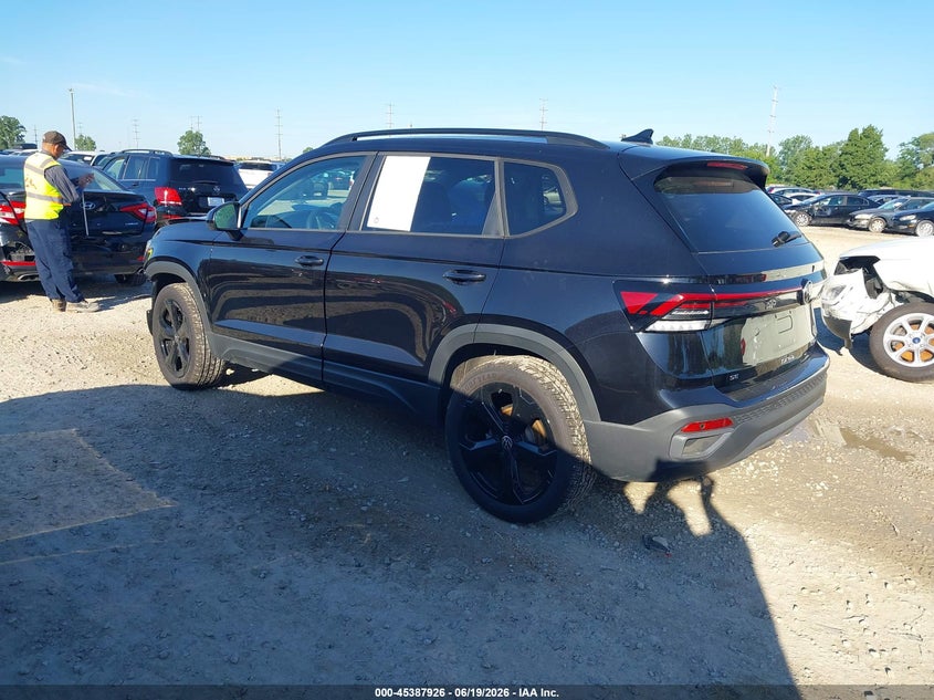 2025 Volkswagen Taos VIN 3VV2C7B27SM083838 IAAI salvage auction — RIGHT FRONT, Salvage Title, sold $10,500 on 2026-07-29 (photo 3)