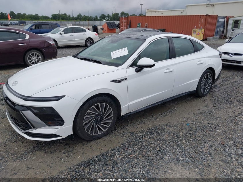 2024 Hyundai Sonata hybrid VIN KMHL54JJ4RA093105 IAAI salvage auction — NORMAL WEAR, Repossession Paperwork (Georgia), sold $21,650 on 2026-07-06 (photo 2)