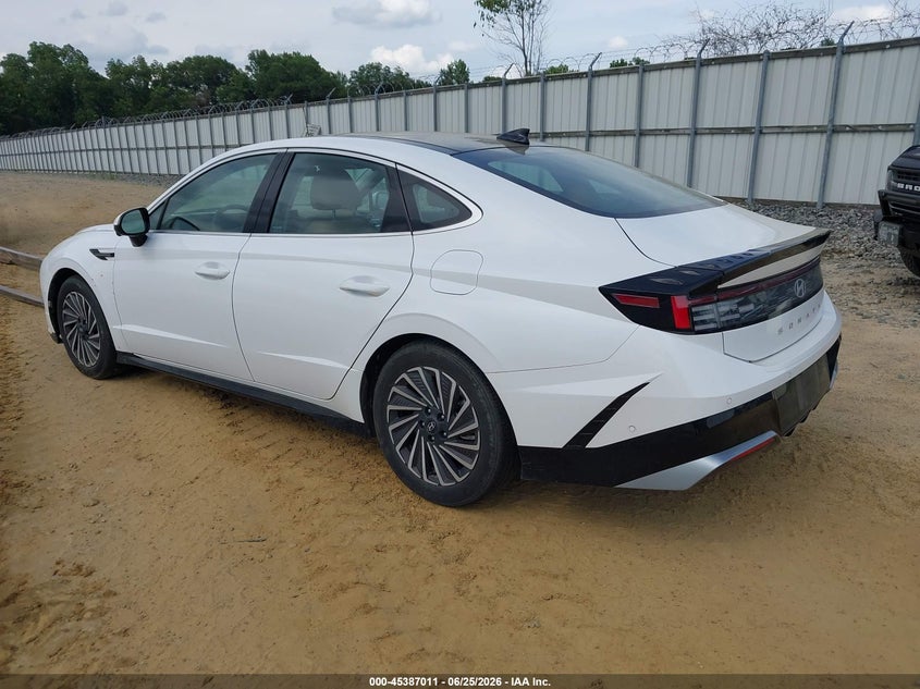2024 Hyundai Sonata hybrid VIN KMHL54JJ4RA093105 IAAI salvage auction — NORMAL WEAR, Repossession Paperwork (Georgia), sold $21,650 on 2026-07-06 (photo 3)