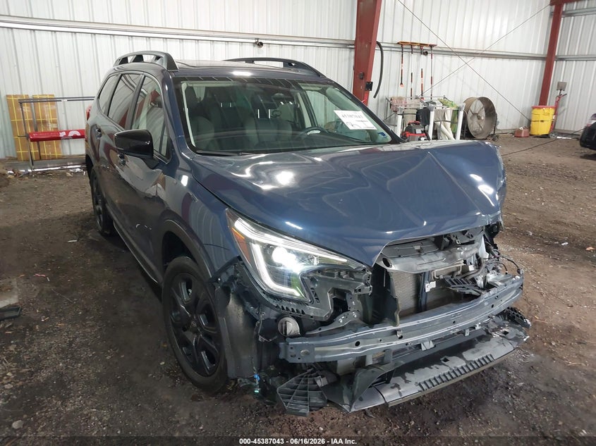 2024 Subaru Ascent VIN 4S4WMAHD3R3423688 — IAAI salvage auction photo