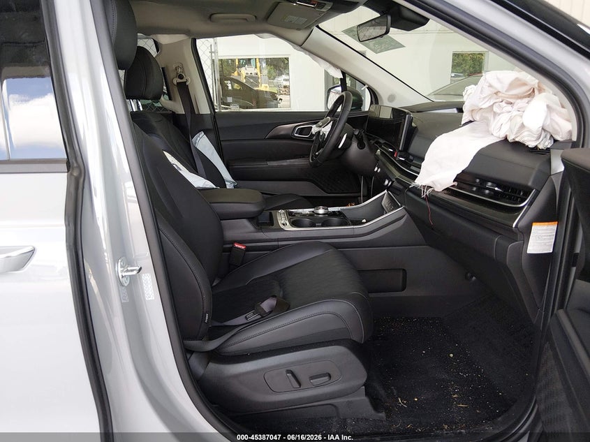 2026 Kia Carnival VIN KNDNE5KA7T6116730 IAAI salvage auction — FRONT END, Rebuildable (Florida), sold $14,000 on 2026-07-22 (photo 5)