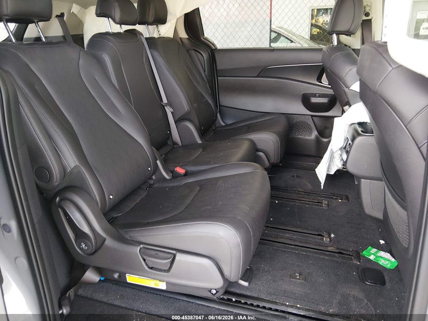 2026 Kia Carnival VIN KNDNE5KA7T6116730 IAAI salvage auction — FRONT END, Rebuildable (Florida), sold $14,000 on 2026-07-22 (photo 8)