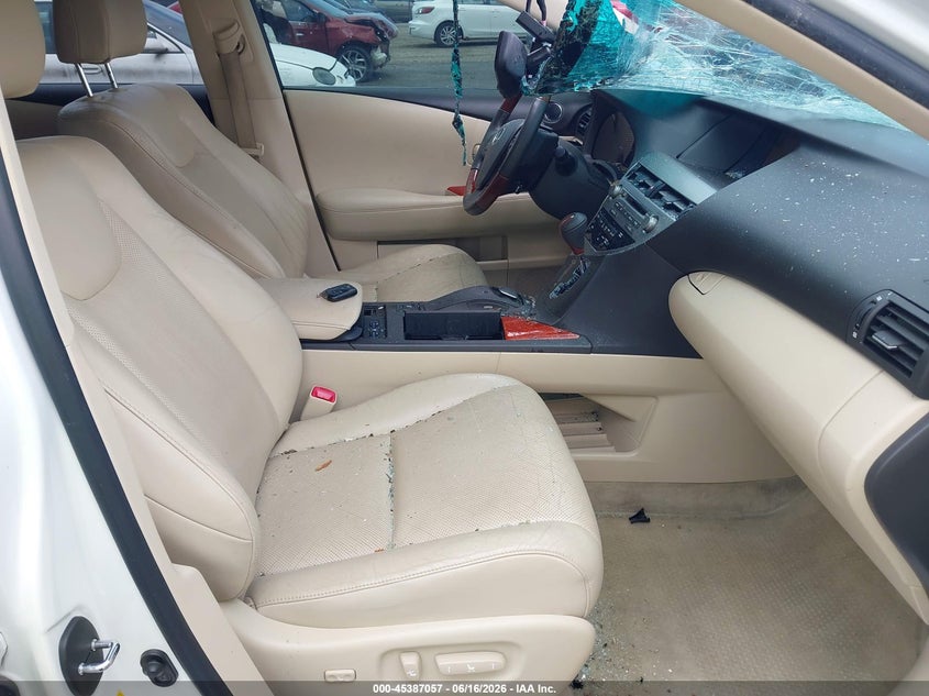 2010 Lexus Rx VIN JTJZB1BA2A2002834 IAAI salvage auction — ROOF, Salvage (Illinois), sold $2,250 on 2026-07-29 (photo 5)