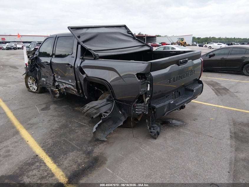 2023 Toyota Tundra VIN 5TFLA5DB0PX066827 IAAI salvage auction — LEFT SIDE, Salvage (South Carolina), sold $9,150 on 2026-07-29 (photo 3)