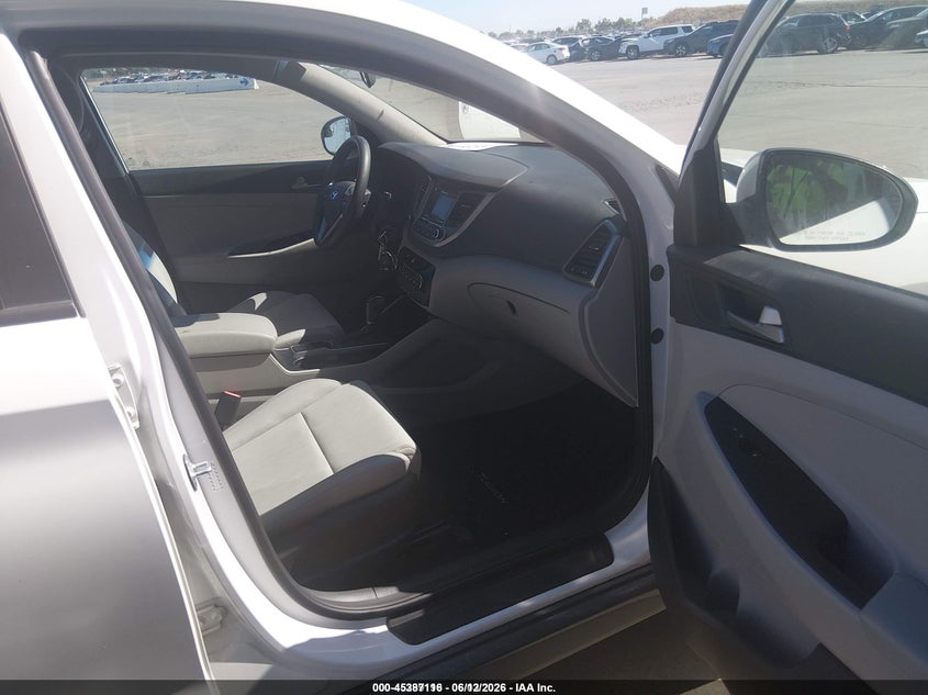 2018 Hyundai Tucson VIN KM8J23A43JU712526 IAAI salvage auction — NORMAL WEAR, SF97 (California), sold $7,400 on 2026-07-30 (photo 5)