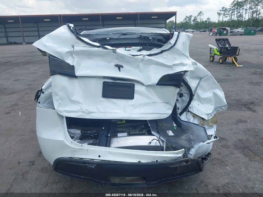 2020 Tesla Model y VIN 5YJYGDEE8LF044845 IAAI salvage auction — FRONT & REAR, Certificate Of Destruction (Florida), sold $2,050 on 2026-07-10 (photo 6)