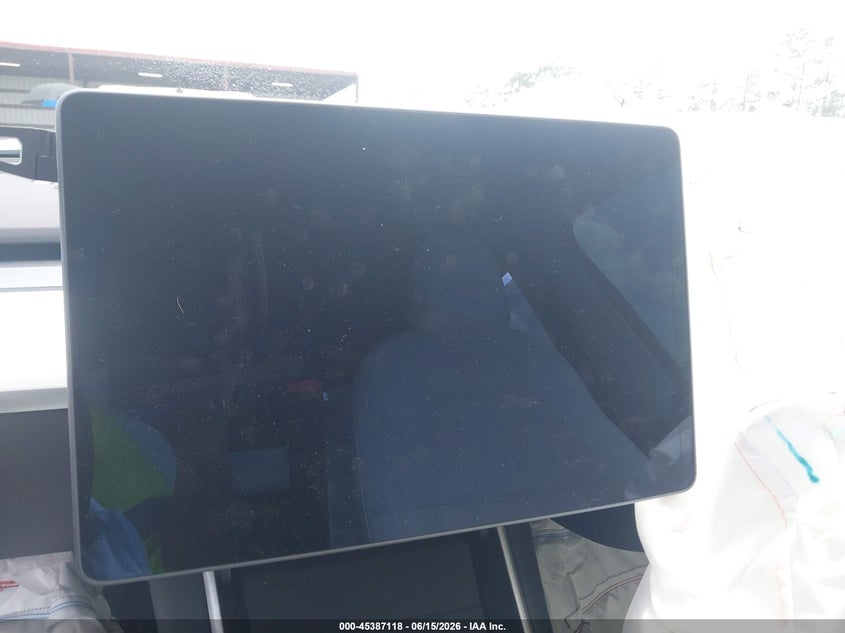 2020 Tesla Model y VIN 5YJYGDEE8LF044845 IAAI salvage auction — FRONT & REAR, Certificate Of Destruction (Florida), sold $2,050 on 2026-07-10 (photo 7)