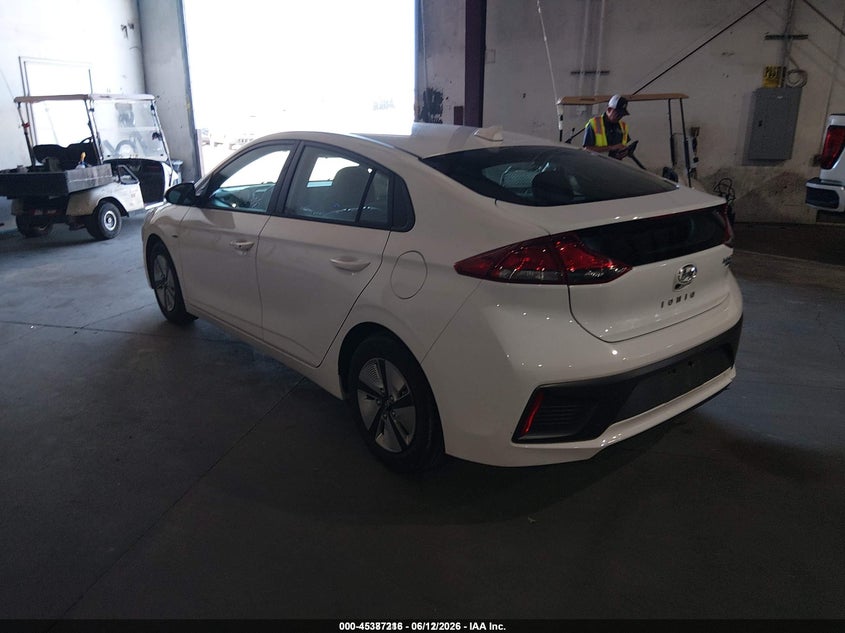 2020 Hyundai Ioniq hybrid VIN KMHC65LC8LU220395 IAAI salvage auction — NORMAL WEAR, SF97 (California), sold $2,650 on 2026-07-30 (photo 3)