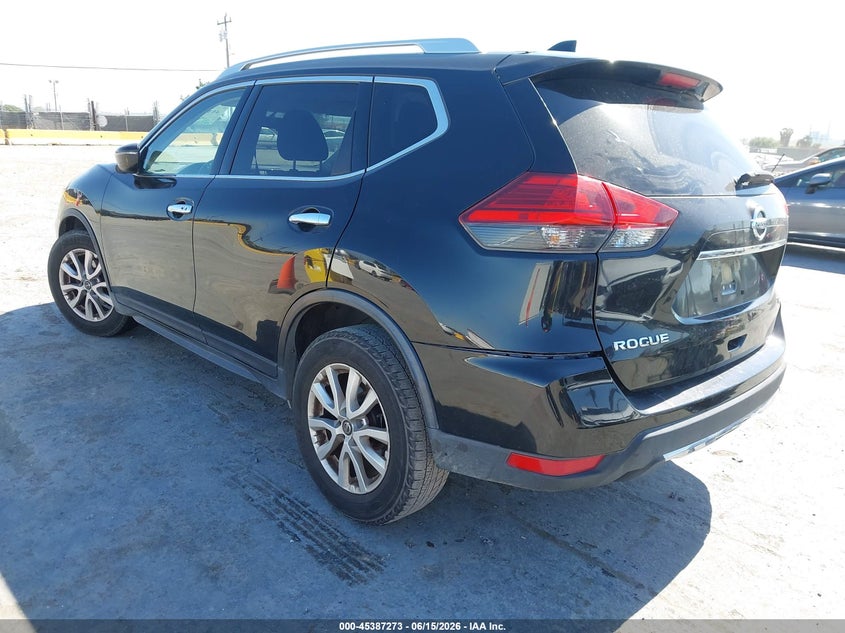 2017 Nissan Rogue VIN JN8AT2MT0HW153101 IAAI salvage auction — RIGHT FRONT, Salvage Title, sold $700 on 2026-08-02 (photo 3)