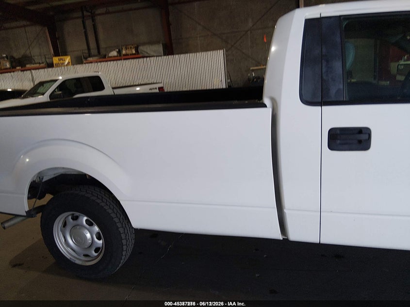 2014 Ford F-150 VIN 1FTMF1CM1EKE41636 IAAI salvage auction — NORMAL WEAR, SF97 (California), sold $18,100 on 2026-07-30 (photo 8)