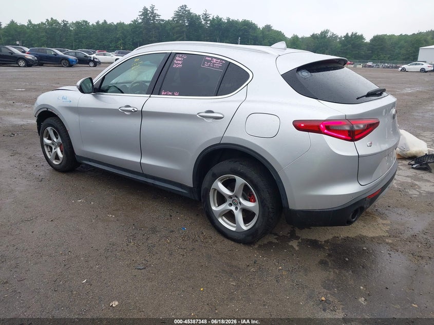 2018 Alfa romeo Stelvio VIN ZASFAKAN6J7B68979 IAAI salvage auction — FRONT END, Salvage (Massachusetts), sold $2,600 on 2026-08-14 (photo 3)