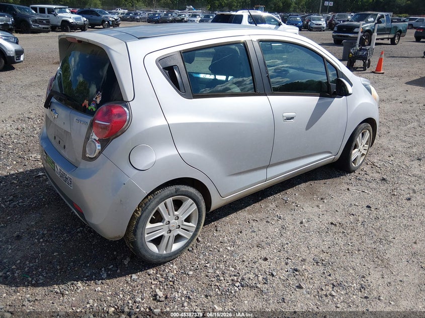 2015 Chevrolet Spark VIN KL8CD6S93FC732011 IAAI salvage auction — NORMAL WEAR, Clear (New Jersey), sold $875 on 2026-07-07 (photo 4)