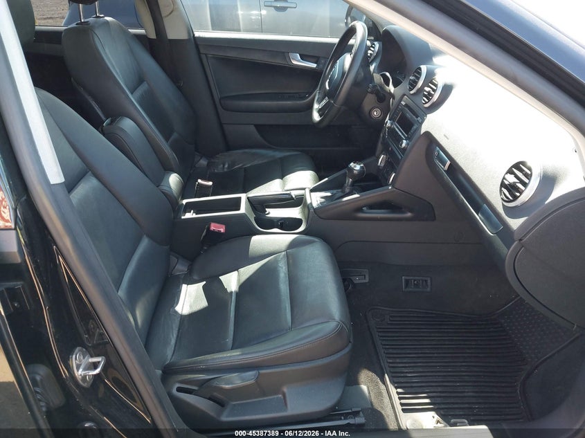2011 Audi A3 VIN WAUBJAFM0BA137536 IAAI salvage auction — NORMAL WEAR, Clear - Dealer Only (California), sold $375 on 2026-07-29 (photo 5)