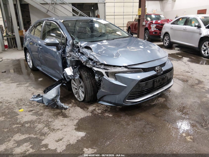 2026 Toyota Corolla VIN JTDBCMFE5T3117408 — IAAI salvage auction photo
