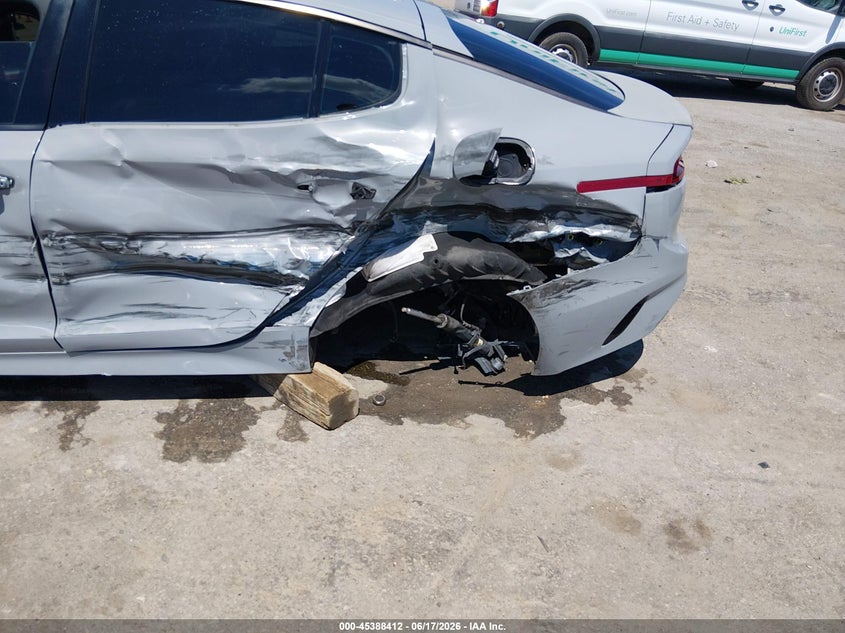 2019 Kia Stinger VIN KNAE45LC0K6051654 IAAI salvage auction — LEFT REAR, Salvage (Virginia), sold $2,550 on 2026-07-31 (photo 6)