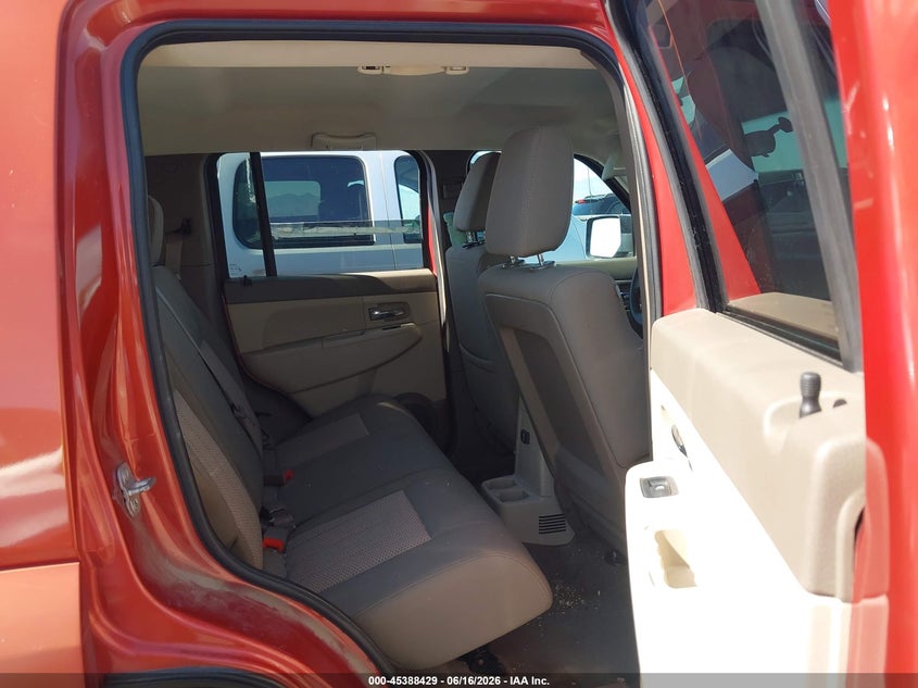 2009 Jeep Liberty VIN 1J8GP28K29W525205 IAAI salvage auction — RIGHT FRONT, Salvage (Arizona), sold $1,475 on 2026-07-09 (photo 8)