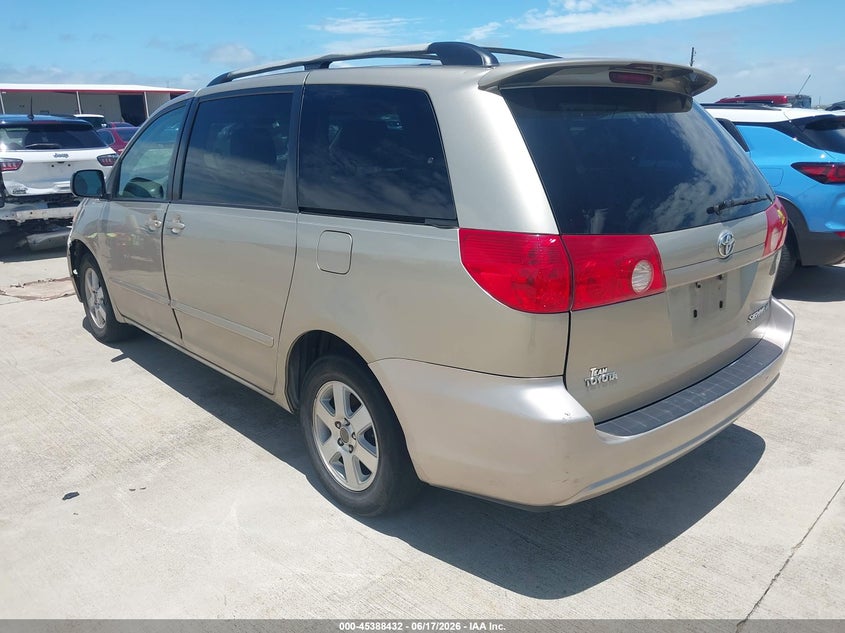 2008 Toyota Sienna VIN 5TDZK23C58S106343 IAAI salvage auction — LEFT FRONT, Original (Texas), sold $1,250 on 2026-07-16 (photo 3)